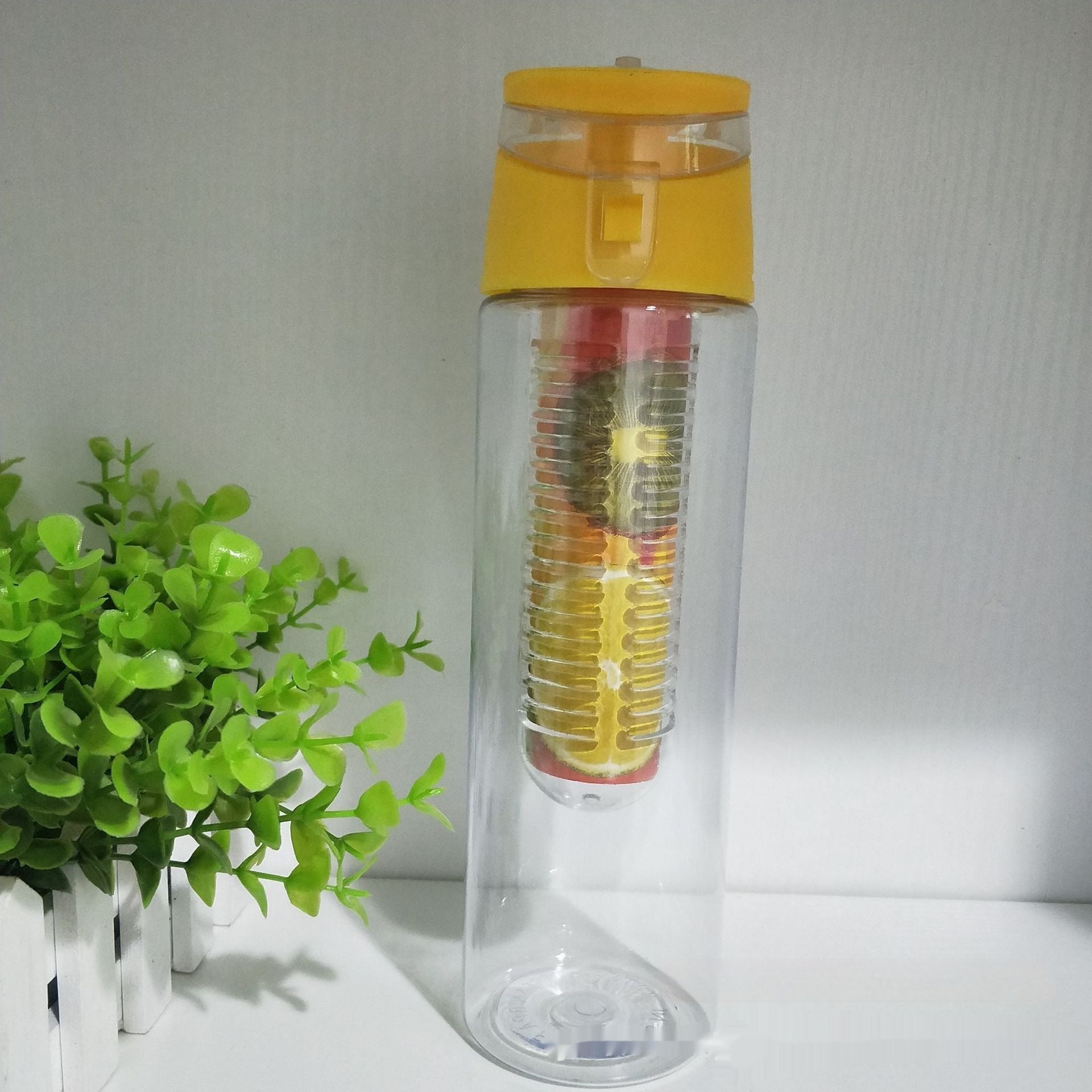 All-Day Hydration Bottle with Citrus Infuser